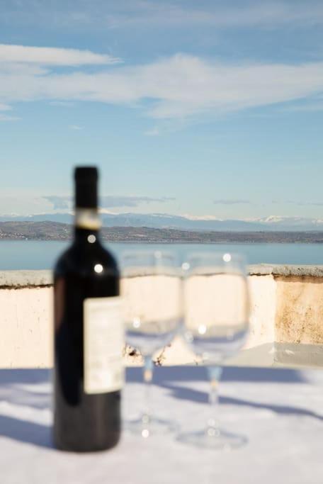 Apartamento La Terrazza Nel Borgo Bracciano  Exterior foto