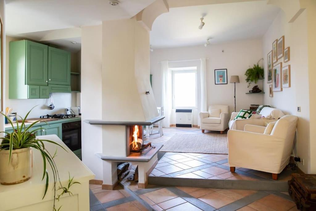 Apartamento La Terrazza Nel Borgo Bracciano  Exterior foto